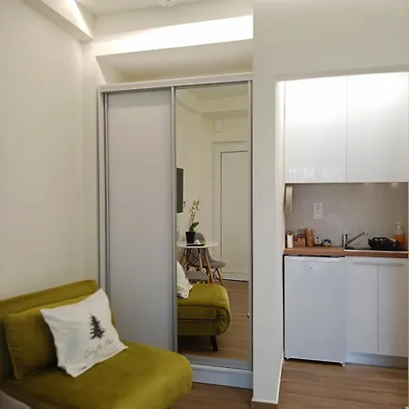 Maris Elegant Tríkala